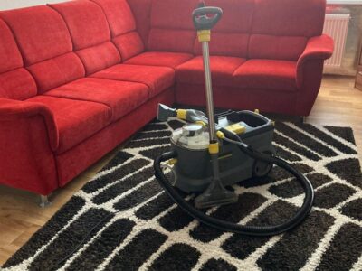 Strojové čištění koberců